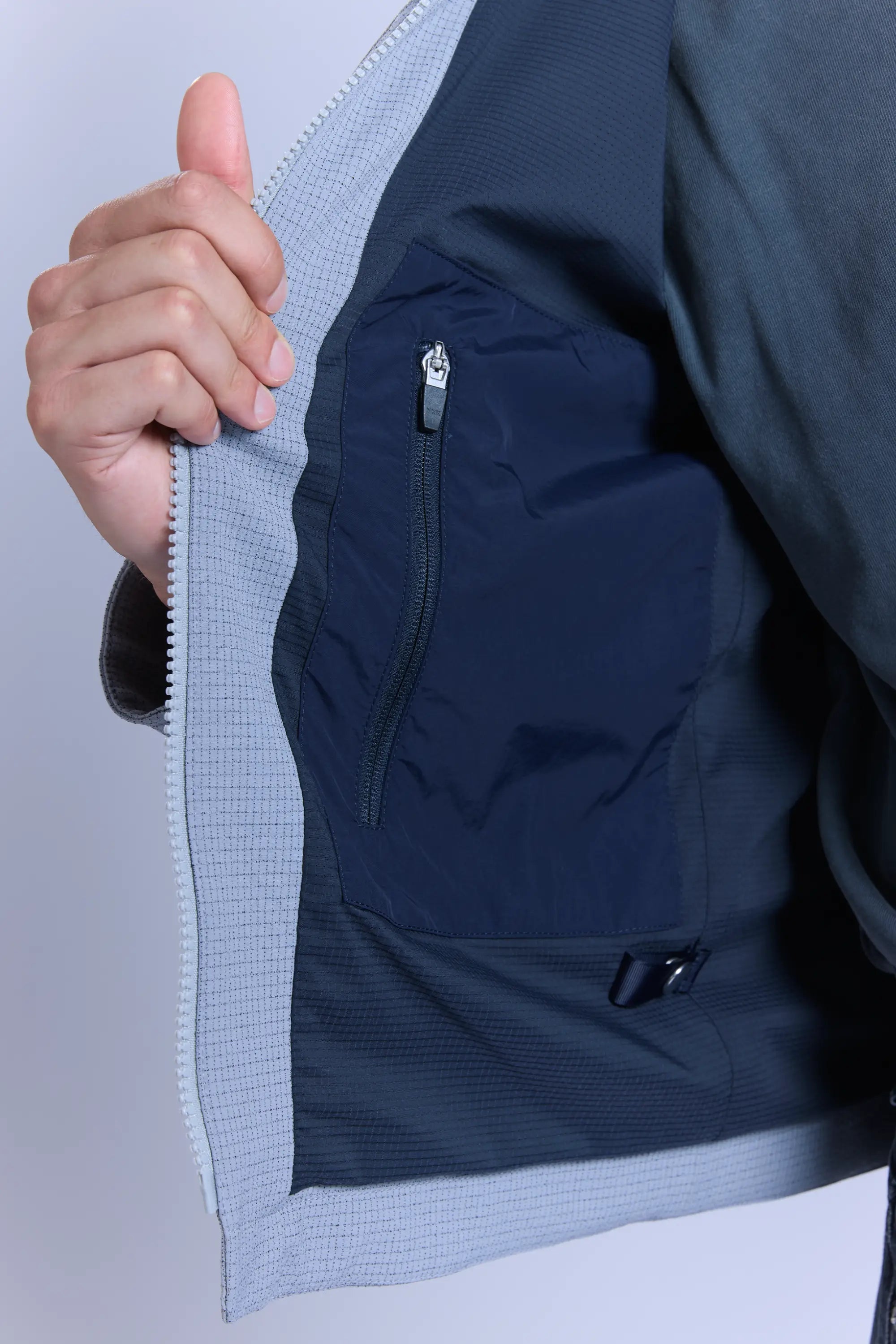 Dedicated interior pocket for the X-TB-1 Transition Bag