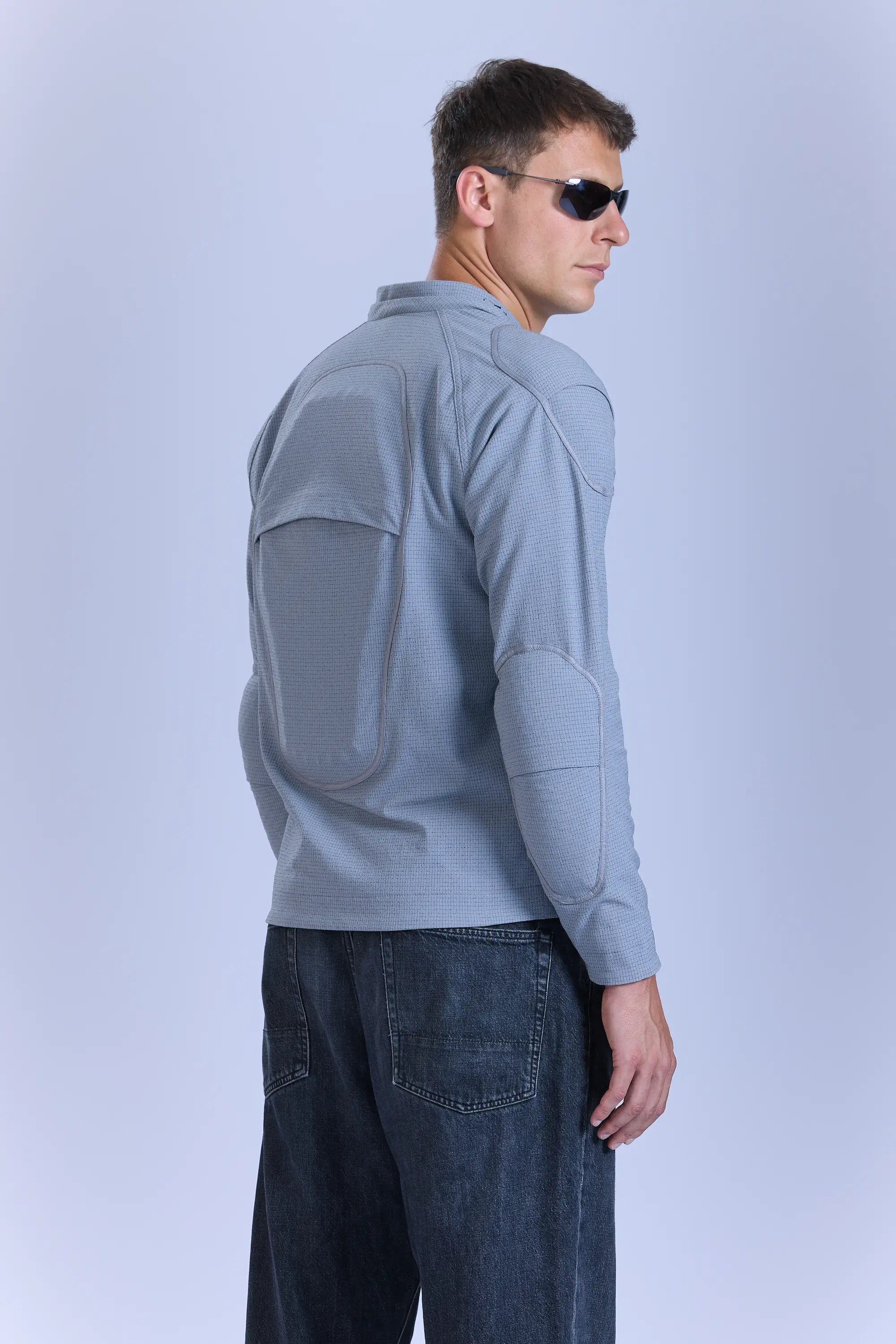 Upper body side view