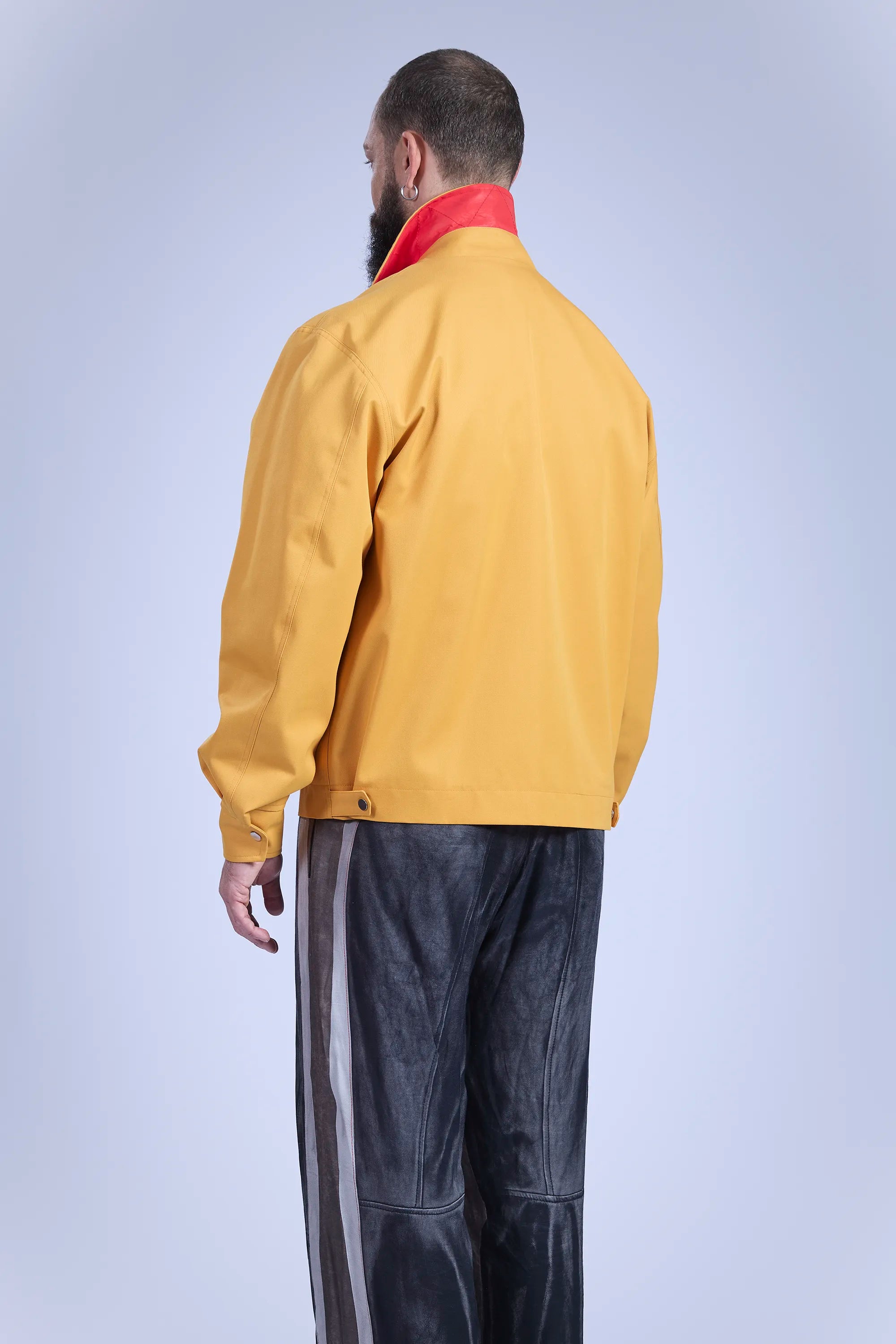 Upper body back view left
