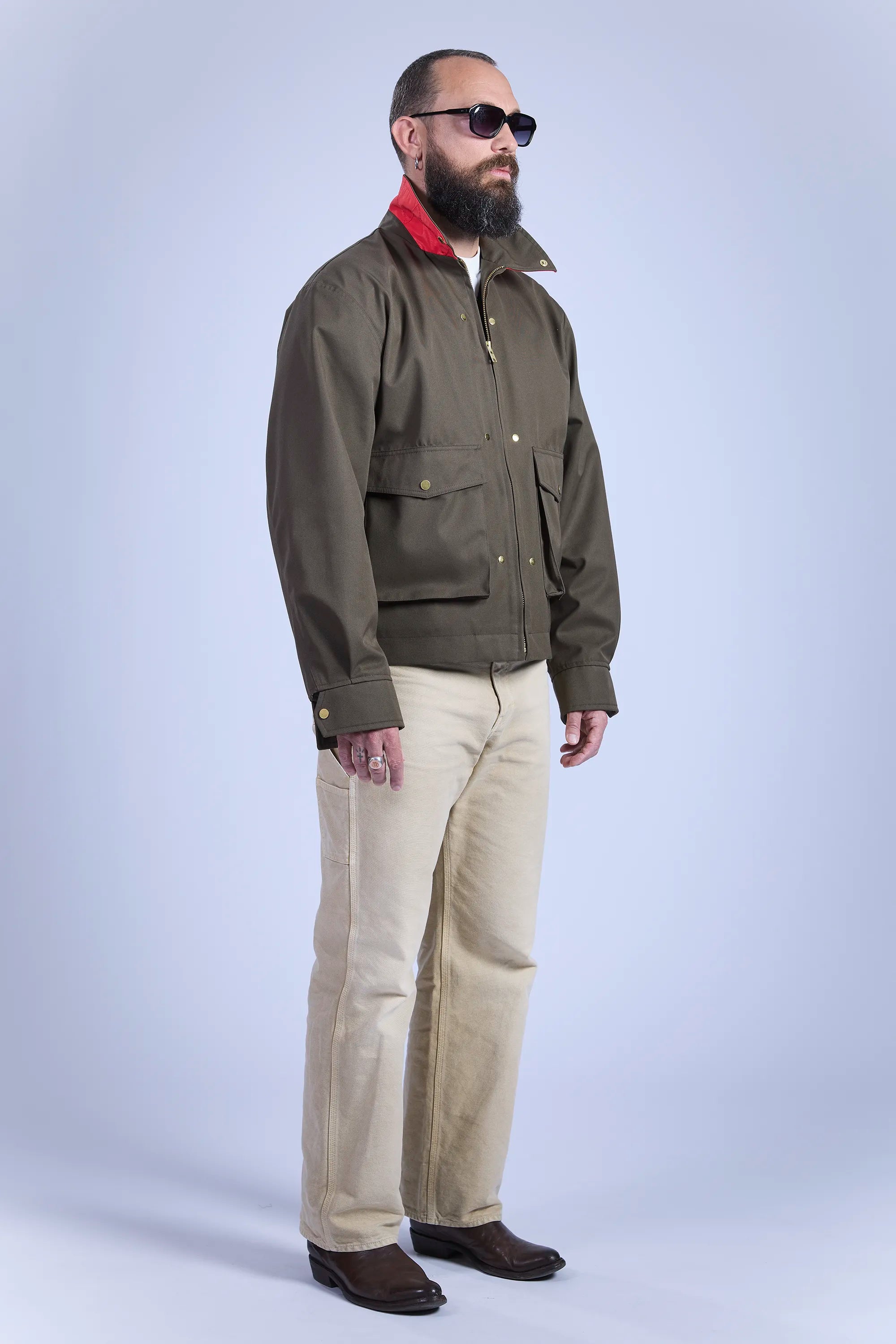 Full body front side view right