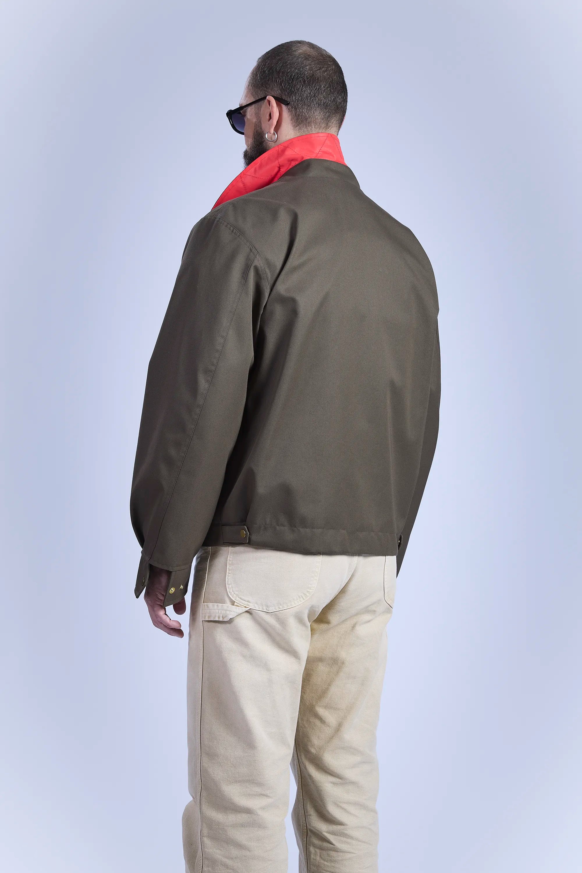 Upper body back view left